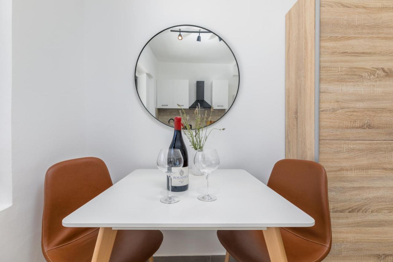 3 Minutes From The Beach: Lovely Apartment