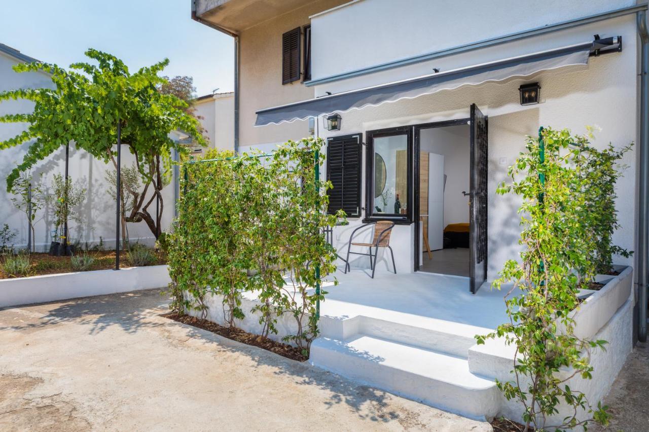 Apartment 3 Minutes From The Beach: Lovely Pula